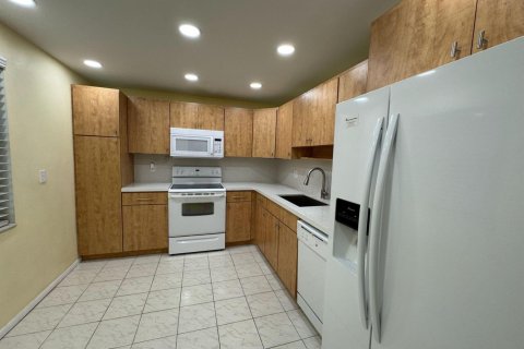 Купить кондоминиум в Помпано-Бич, Флорида 3 комнаты, 139.35м2, № 2250512 - фото 7