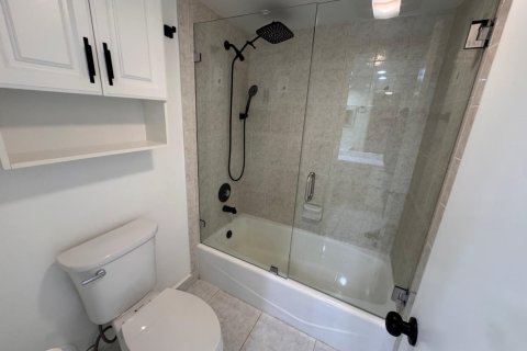 Купить кондоминиум в Помпано-Бич, Флорида 3 комнаты, 139.35м2, № 2250512 - фото 14