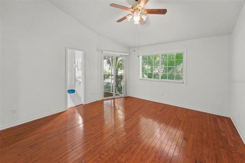 Touwnhouse à vendre à Palm Harbor, Floride: 3 chambres, 178.37 m2 № 2380394 - photo 12