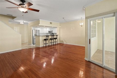 Touwnhouse à vendre à Palm Harbor, Floride: 3 chambres, 178.37 m2 № 2380394 - photo 6