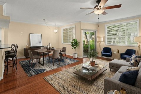 Touwnhouse à vendre à Palm Harbor, Floride: 3 chambres, 178.37 m2 № 2380394 - photo 4