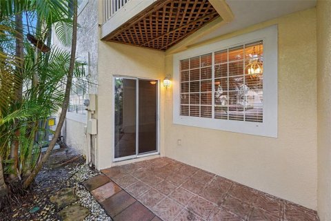 Touwnhouse à vendre à Palm Harbor, Floride: 3 chambres, 178.37 m2 № 2380394 - photo 28