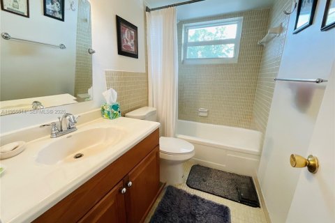 Снять в аренду кондоминиум в Халландейл-Бич, Флорида 2 спальни, 95.41м2, № 2009953 - фото 15