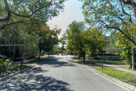 Land in Miami Beach, Florida № 2026400 - photo 4