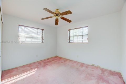 Casa en venta en Hollywood, Florida, 3 dormitorios, 151.15 m2 № 2047818 - foto 24