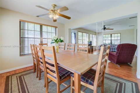 Casa en venta en Hollywood, Florida, 3 dormitorios, 151.15 m2 № 2047818 - foto 19