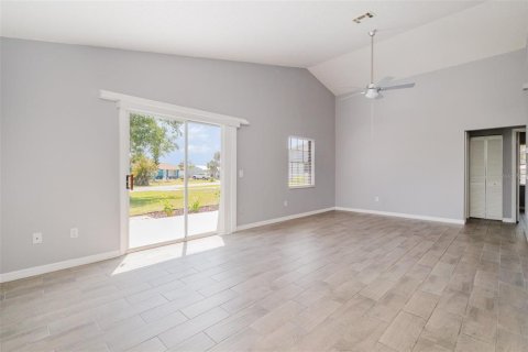 House in Port Charlotte, Florida 3 bedrooms, 124.12 sq.m. № 1624555 - photo 6