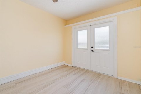 House in Port Charlotte, Florida 3 bedrooms, 124.12 sq.m. № 1624555 - photo 9
