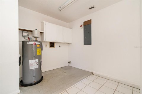 House in Port Charlotte, Florida 3 bedrooms, 124.12 sq.m. № 1624555 - photo 21