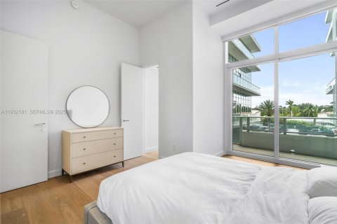 Condo in Miami Beach, Florida, 3 bedrooms  № 1990786 - photo 23