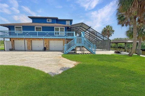 Villa ou maison à louer à Gibsonton, Floride: 3 chambres, 175.4 m2 № 1879353 - photo 2