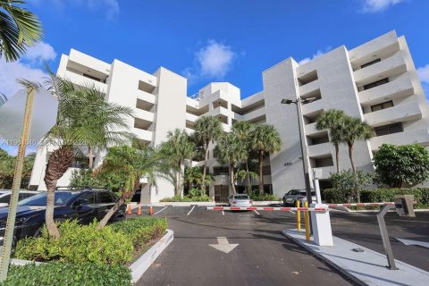Condo in Hollywood, Florida, 2 bedrooms № 2025947