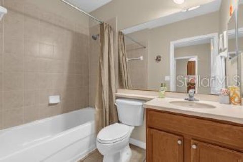 Condo in Orlando, Florida, 2 bedrooms  № 1797397 - photo 10