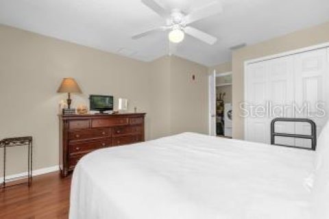 Condo in Orlando, Florida, 2 bedrooms  № 1797397 - photo 11