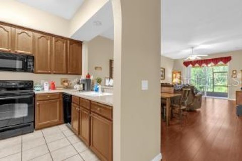 Condo in Orlando, Florida, 2 bedrooms  № 1797397 - photo 8