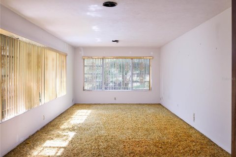 House in Ocala, Florida 4 bedrooms, 307.41 sq.m. № 1848487 - photo 3