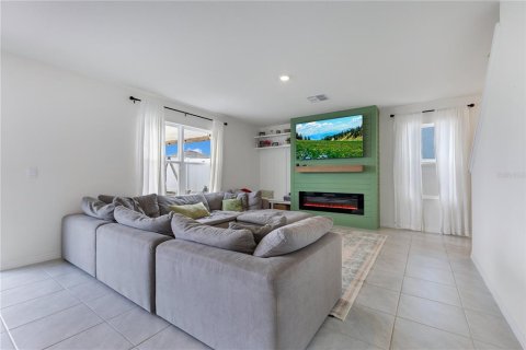 Casa en venta en Clermont, Florida, 4 dormitorios, 232.72 m2 № 1782596 - foto 13