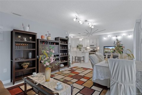 Condo in Inverness, Florida, 2 bedrooms № 2239359 - photo 14