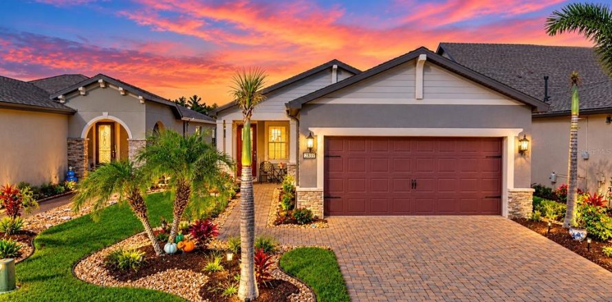 Casa en Davenport, Florida 2 dormitorios, 132.39 m2 № 2421615