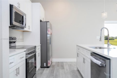 House in Sebring, Florida 3 bedrooms № 1953010 - photo 14