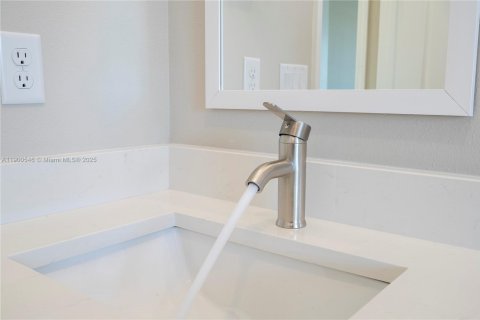 House in Sebring, Florida 3 bedrooms № 1953010 - photo 23