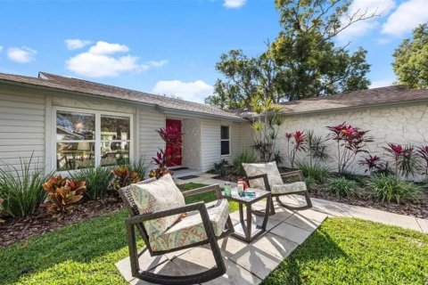 House in Largo, Florida 3 bedrooms, 157.66 sq.m. № 2238153 - photo 26