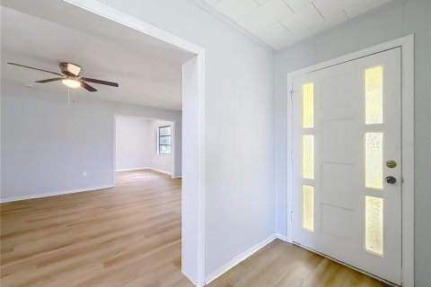 Villa ou maison à vendre à Weirsdale, Floride: 3 chambres, 213.49 m2 № 2284214 - photo 5