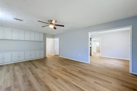 Villa ou maison à vendre à Weirsdale, Floride: 3 chambres, 213.49 m2 № 2284214 - photo 15