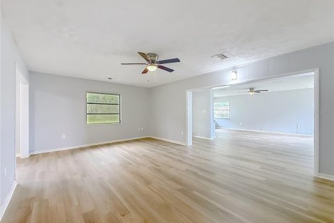 Villa ou maison à vendre à Weirsdale, Floride: 3 chambres, 213.49 m2 № 2284214 - photo 13