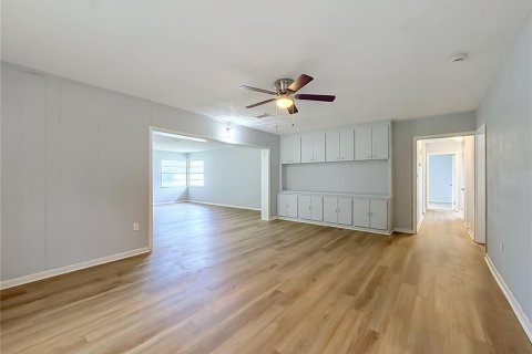 Villa ou maison à vendre à Weirsdale, Floride: 3 chambres, 213.49 m2 № 2284214 - photo 14