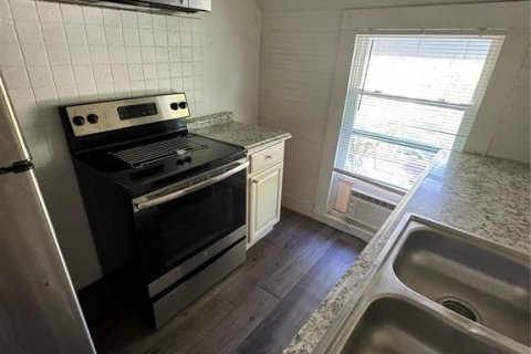 Apartment in Mount Dora, Florida 1 bedroom, 70.79 sq.m. № 2108657 - photo 2