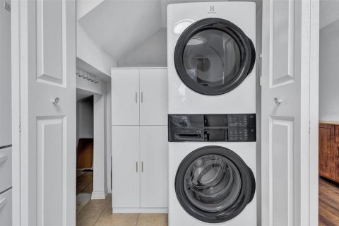 Купить кондоминиум в Лейквуд Ранч, Флорида 6 комнат, 118.54м2, № 1913686 - фото 20