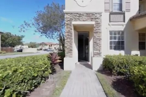 Condo in Homestead, Florida, 2 bedrooms  № 2005038