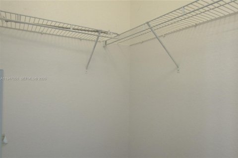 Condo in Homestead, Florida, 2 bedrooms  № 2005038 - photo 20