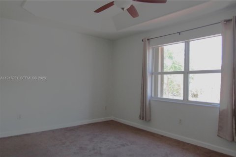 Condo in Homestead, Florida, 2 bedrooms  № 2005038 - photo 19