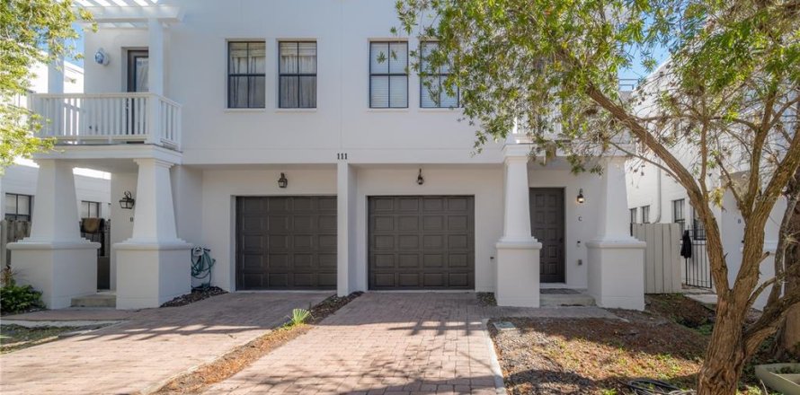 Touwnhouse à Tampa, Floride 3 chambres, 136.01 m2 № 2104960
