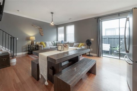 Touwnhouse à vendre à Tampa, Floride: 3 chambres, 136.01 m2 № 2104960 - photo 7