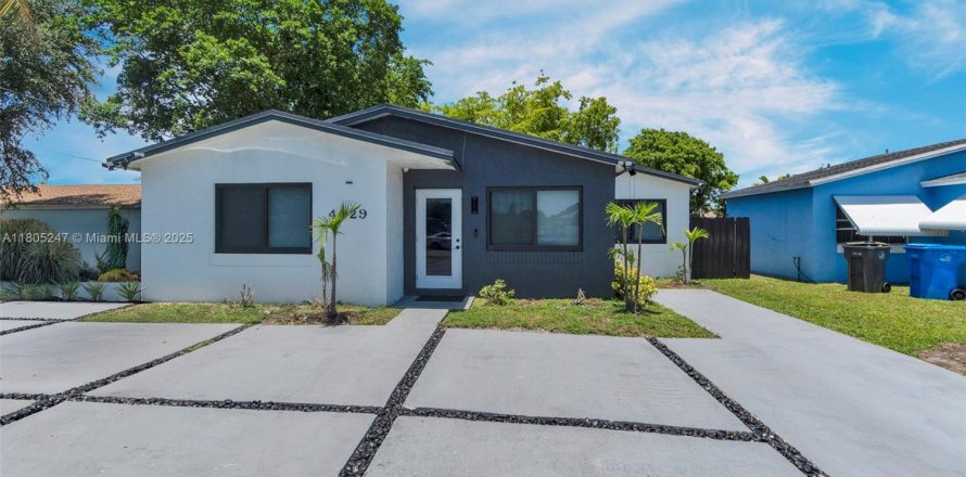 House in West Park, Florida 3 bedrooms № 1739125