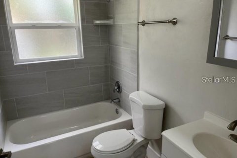 Villa ou maison à louer à Gainesville, Floride: 3 chambres, 103.59 m2 № 2424270 - photo 7
