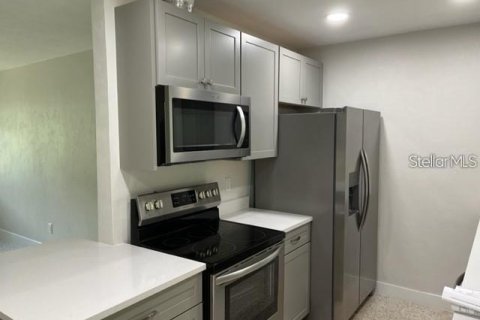 Villa ou maison à louer à Gainesville, Floride: 3 chambres, 103.59 m2 № 2424270 - photo 3
