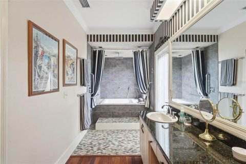 Купить виллу или дом в Деланд, Флорида 12 комнат, 286.98м2, № 2209195 - фото 21