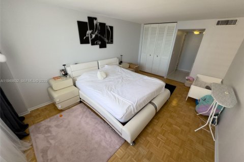 Снять в аренду кондоминиум в Санни-Айлс-Бич, Флорида 1 спальня, 87.61м2, № 2005567 - фото 12