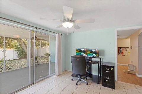 Casa en venta en Port Richey, Florida, 3 dormitorios, 133.97 m2 № 1909738 - foto 17