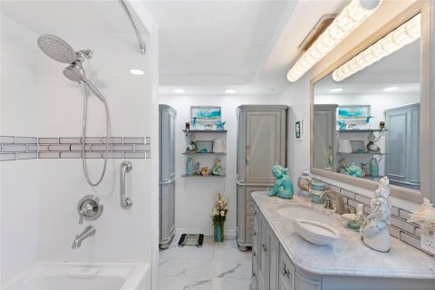 Casa en venta en Port Richey, Florida, 3 dormitorios, 133.97 m2 № 1909738 - foto 27