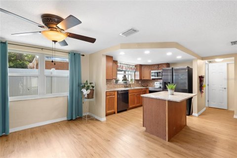 Casa en venta en Port Richey, Florida, 3 dormitorios, 133.97 m2 № 1909738 - foto 12