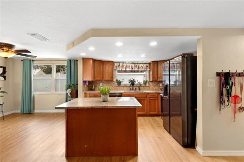 Casa en venta en Port Richey, Florida, 3 dormitorios, 133.97 m2 № 1909738 - foto 10