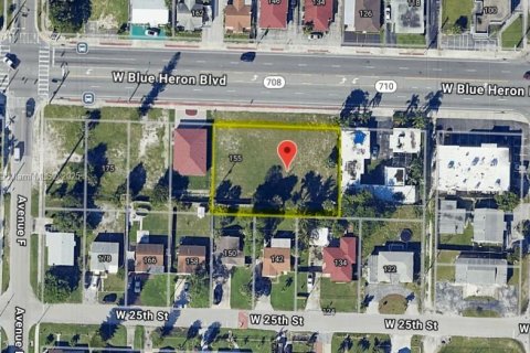 Propiedad comercial en venta en Riviera Beach, Florida № 1978293 - foto 4