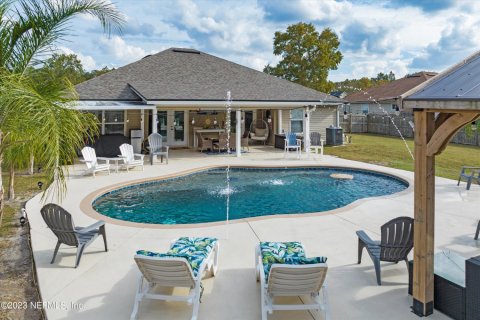 House in Bryceville, Florida 4 bedrooms, 201.23 sq.m. № 843234 - photo 1