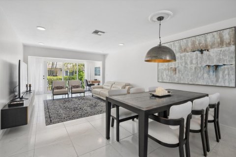 Condo in Delray Beach, Florida, 2 bedrooms  № 2244893 - photo 5