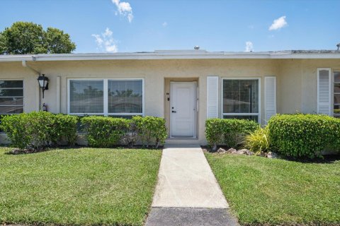 Condo in Delray Beach, Florida, 2 bedrooms  № 2244893 - photo 2